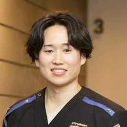 沖原　寬太